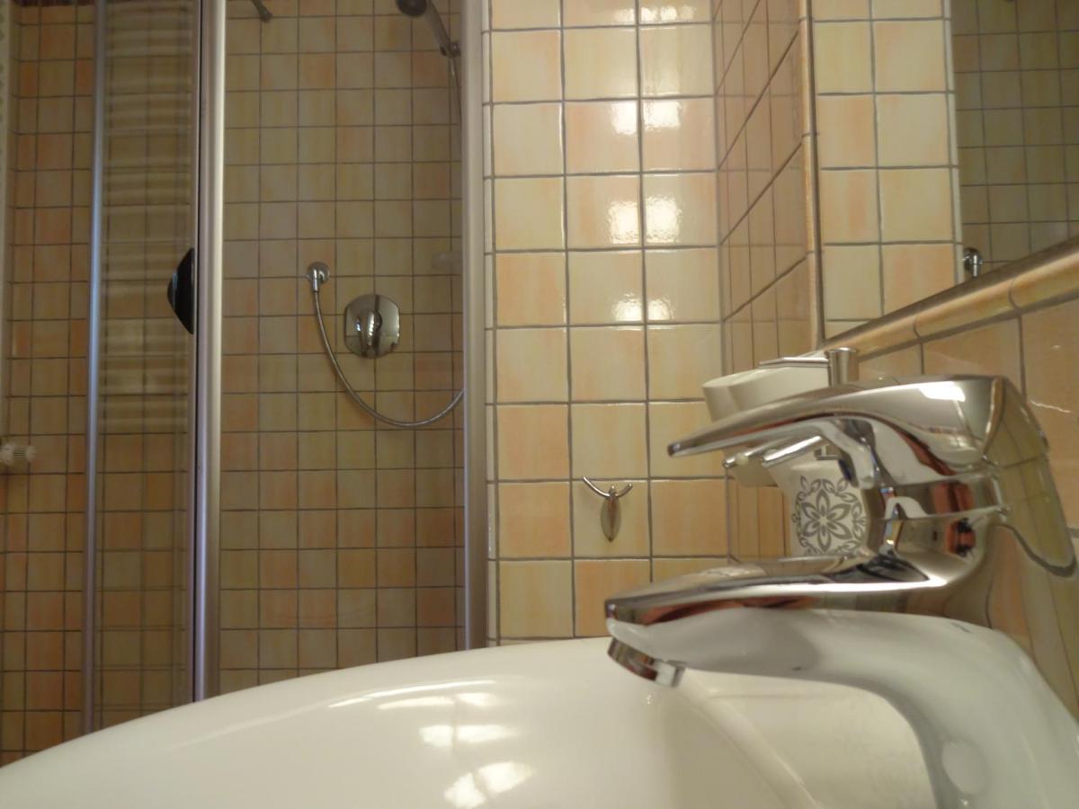 Doppelzimmer mit eigenem Bad