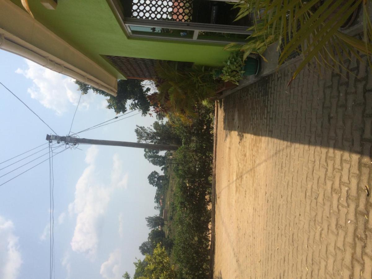 Suba Motel - B&B