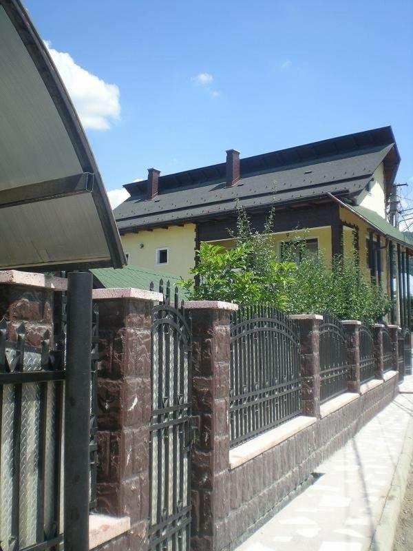 B&B Vişeu de Sus - Pensiunea La Răducu - Bed and Breakfast Vişeu de Sus