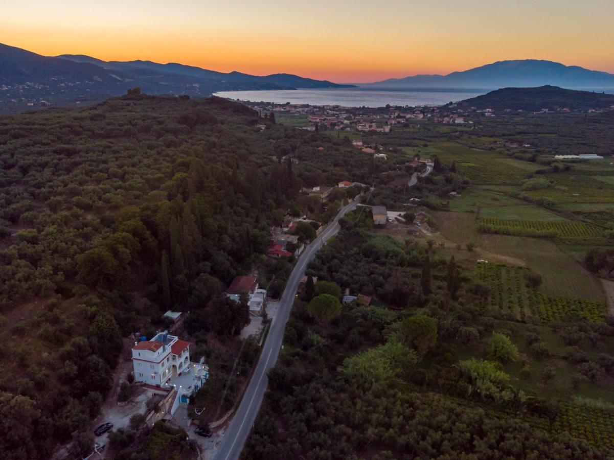 Amalia Country House - Bed and Breakfast