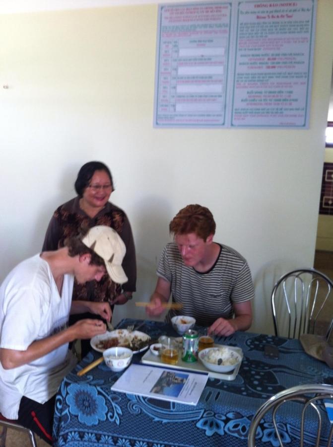 River Park Homestay and Hostel - B&B