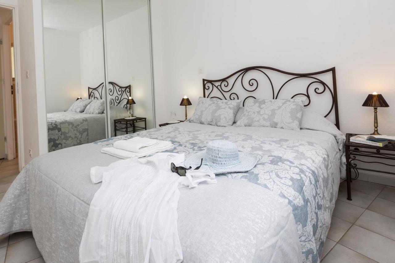 Standard Villa (2 Adults + 2 Children)