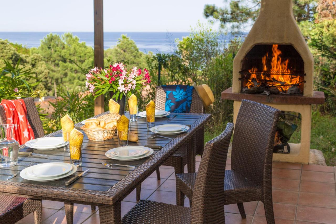 Superior Villa (4 Adults + 2 Children)