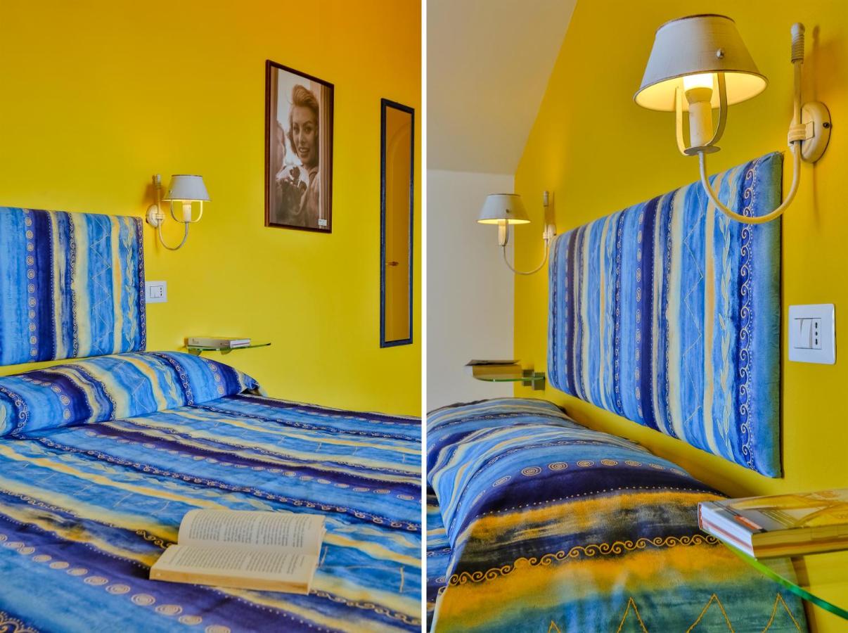 Kamer met Queensize Bed en Uitzicht op Zee