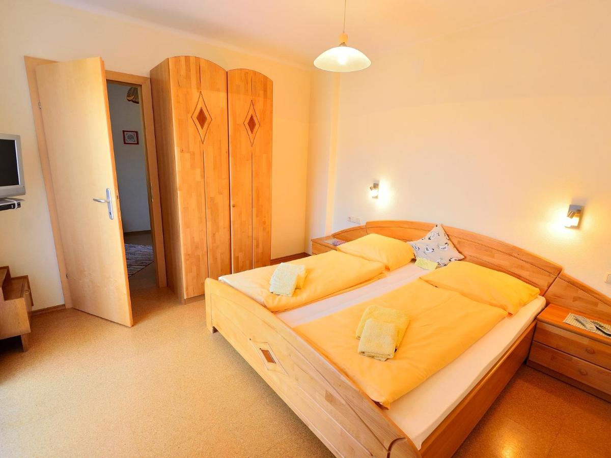 One-Bedroom Apartment with Balcony