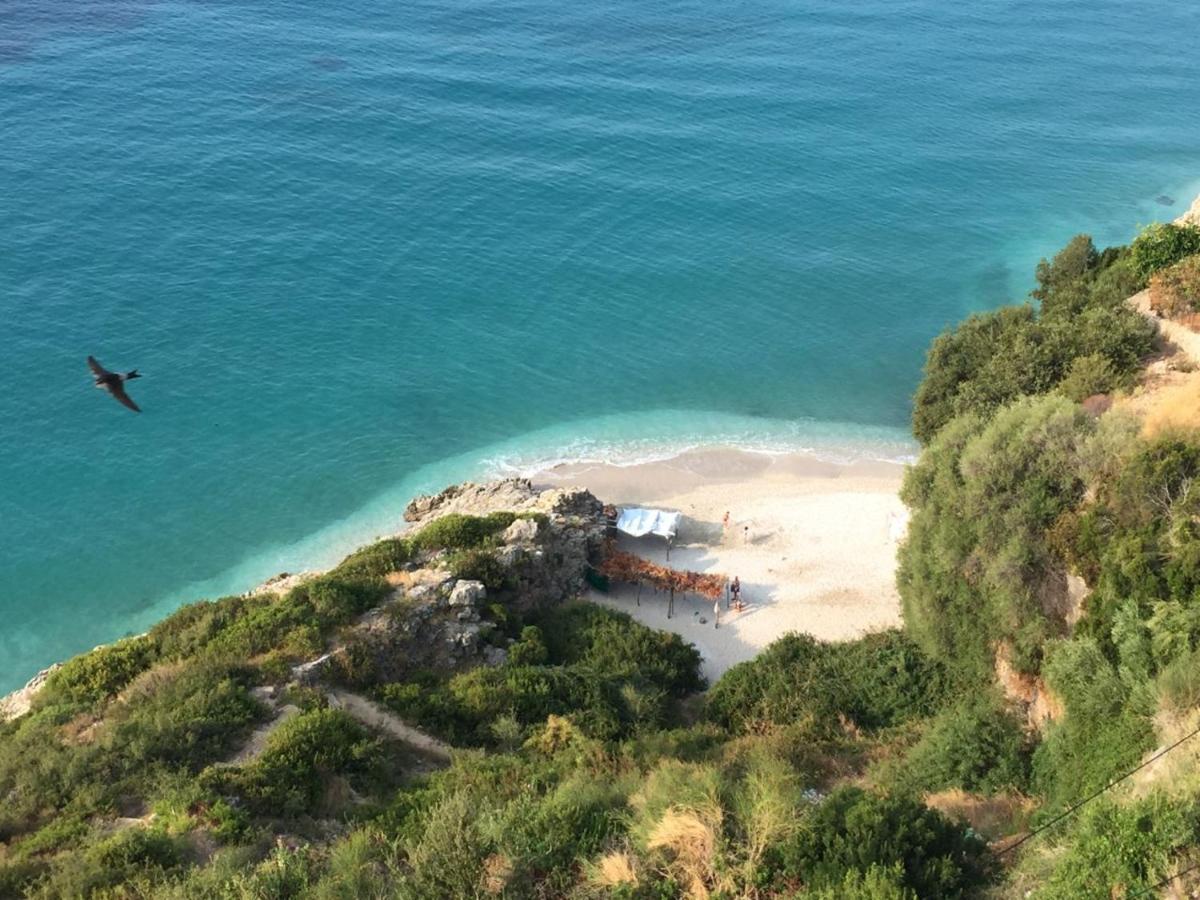 Odhisea Hotel Restaurant - B&B Qeparo