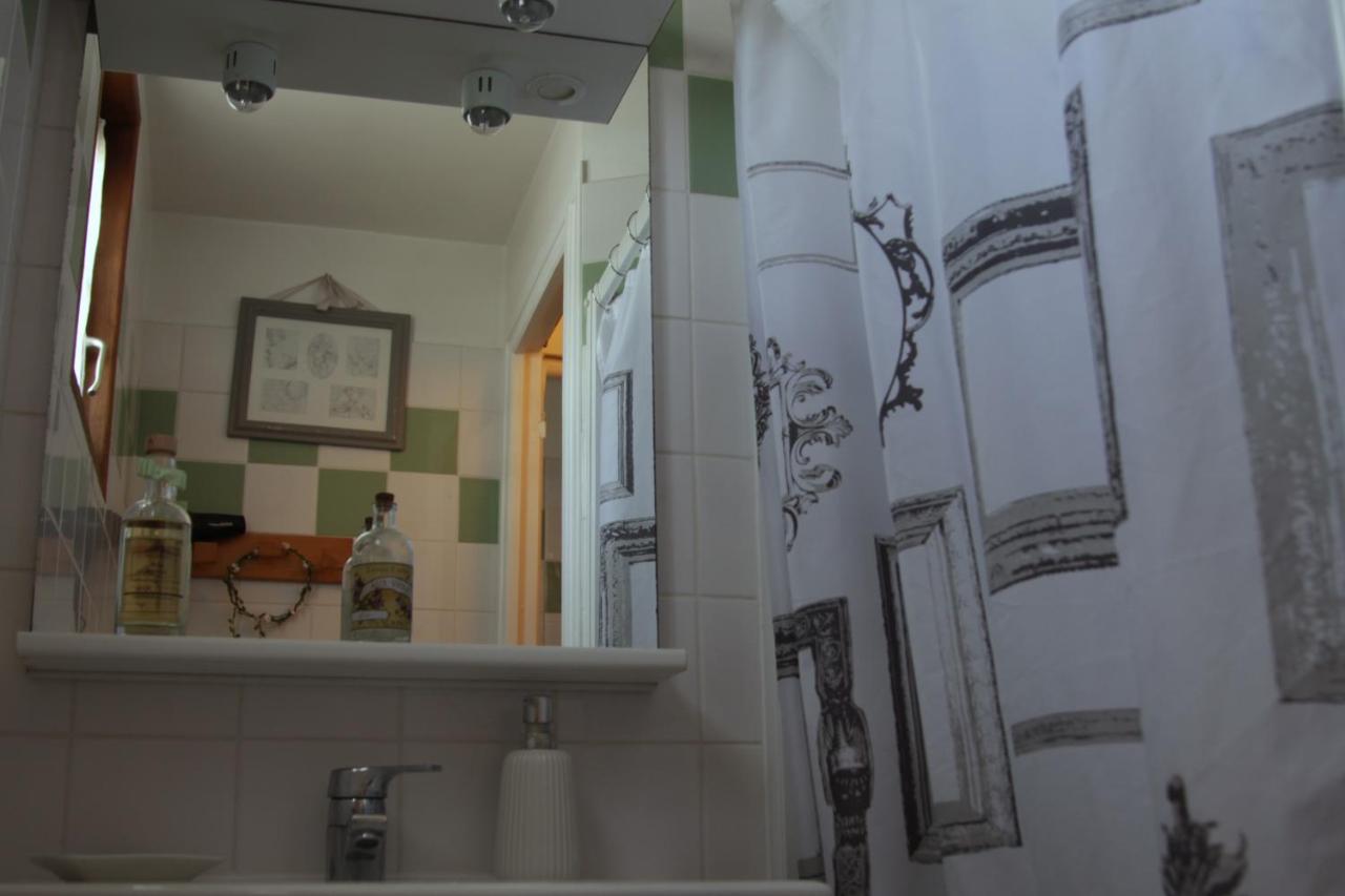 Doppelzimmer mit Gemeinschaftsbad