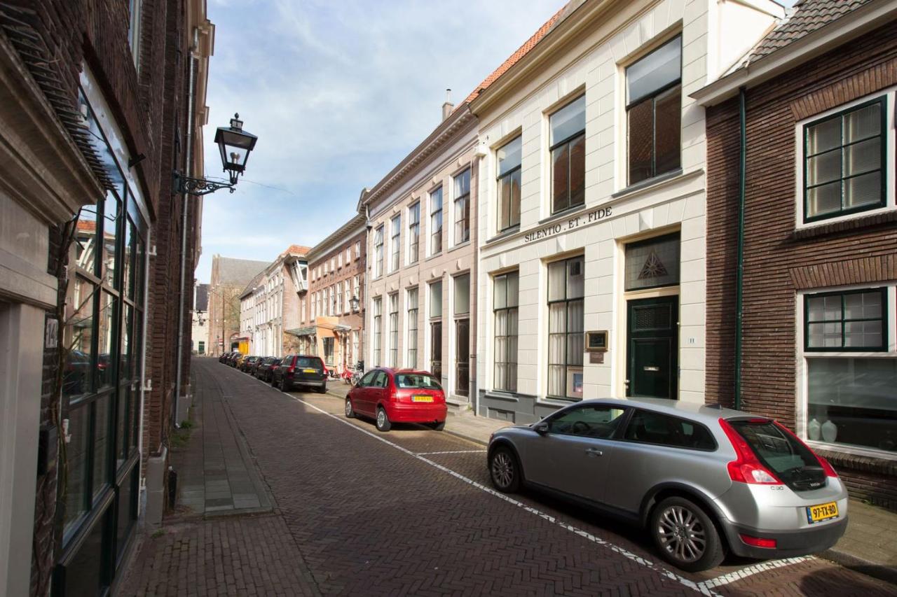 Stadslogement Bij de Sassenpoort - B&B
