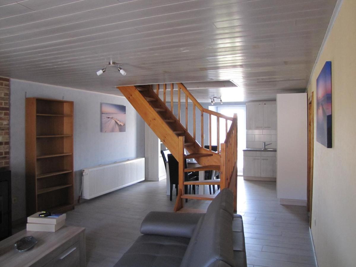 "Pa d'zeu l'viladje" - Bed and Breakfast Meurimont