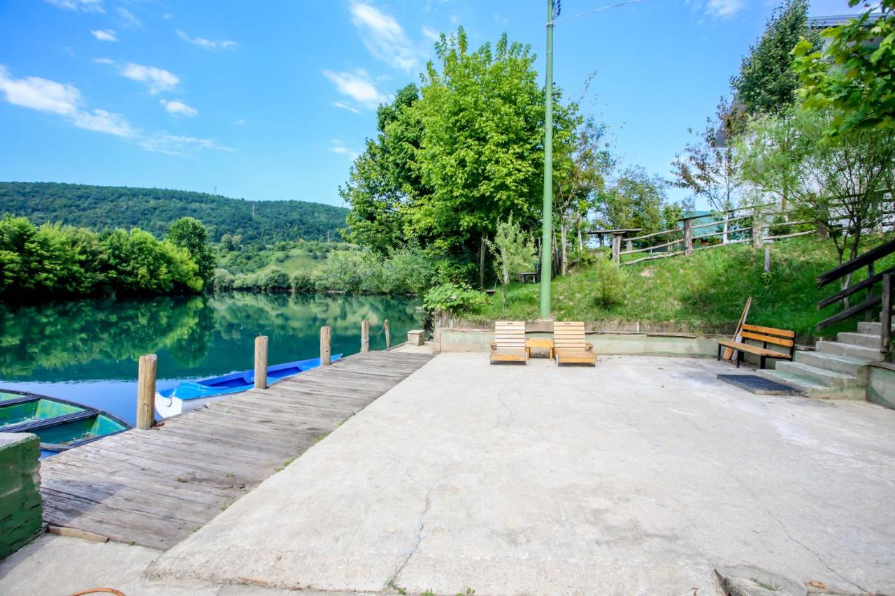 Apartments River Una 3 - Ferienwohnung Bihać