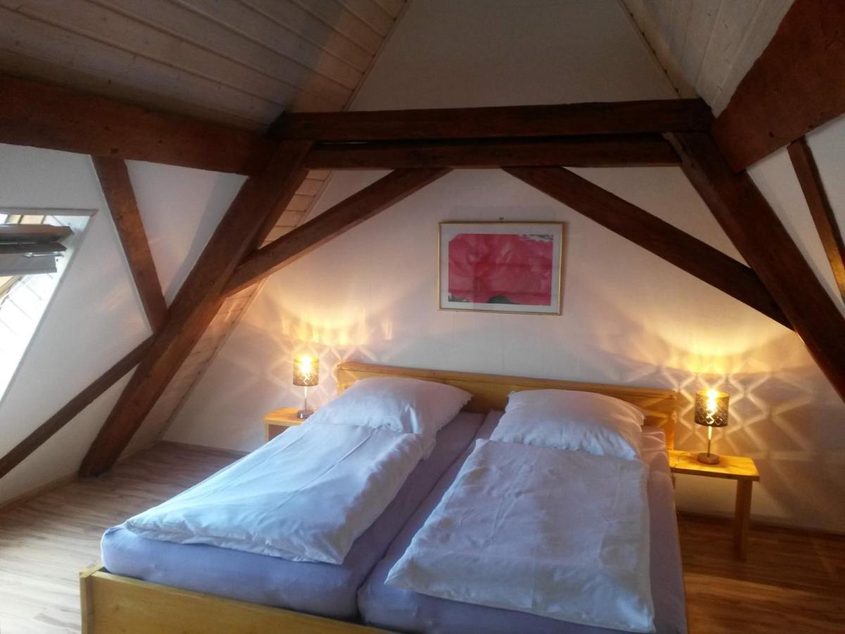 B&B Bellheim - Ferienwohnung Familie Faath - Bed and Breakfast Bellheim