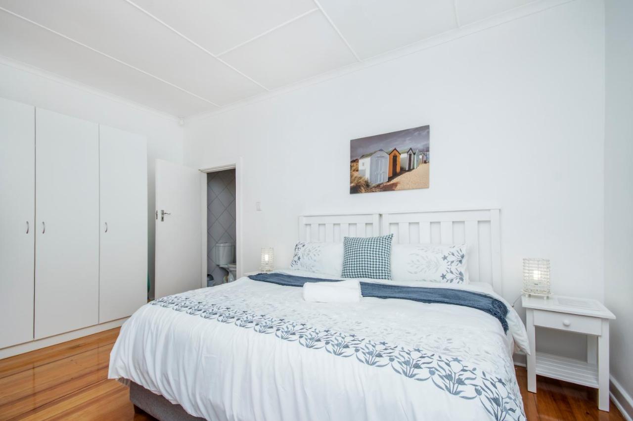 Basic Zimmer mit Kingsize-Bett