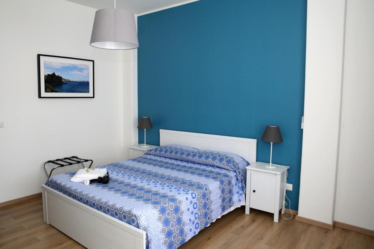 Tweepersoonskamer met Gedeelde Badkamer