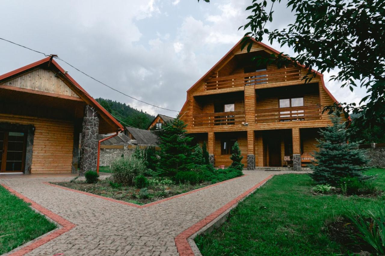 B&B Yaremche - Kryvyi brid - Bed and Breakfast Yaremche