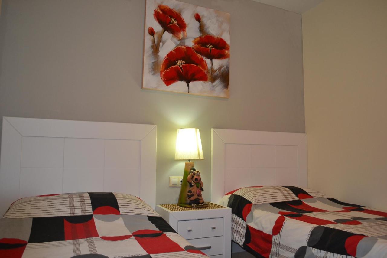 Two-Bedroom Apartment (6 Adults)