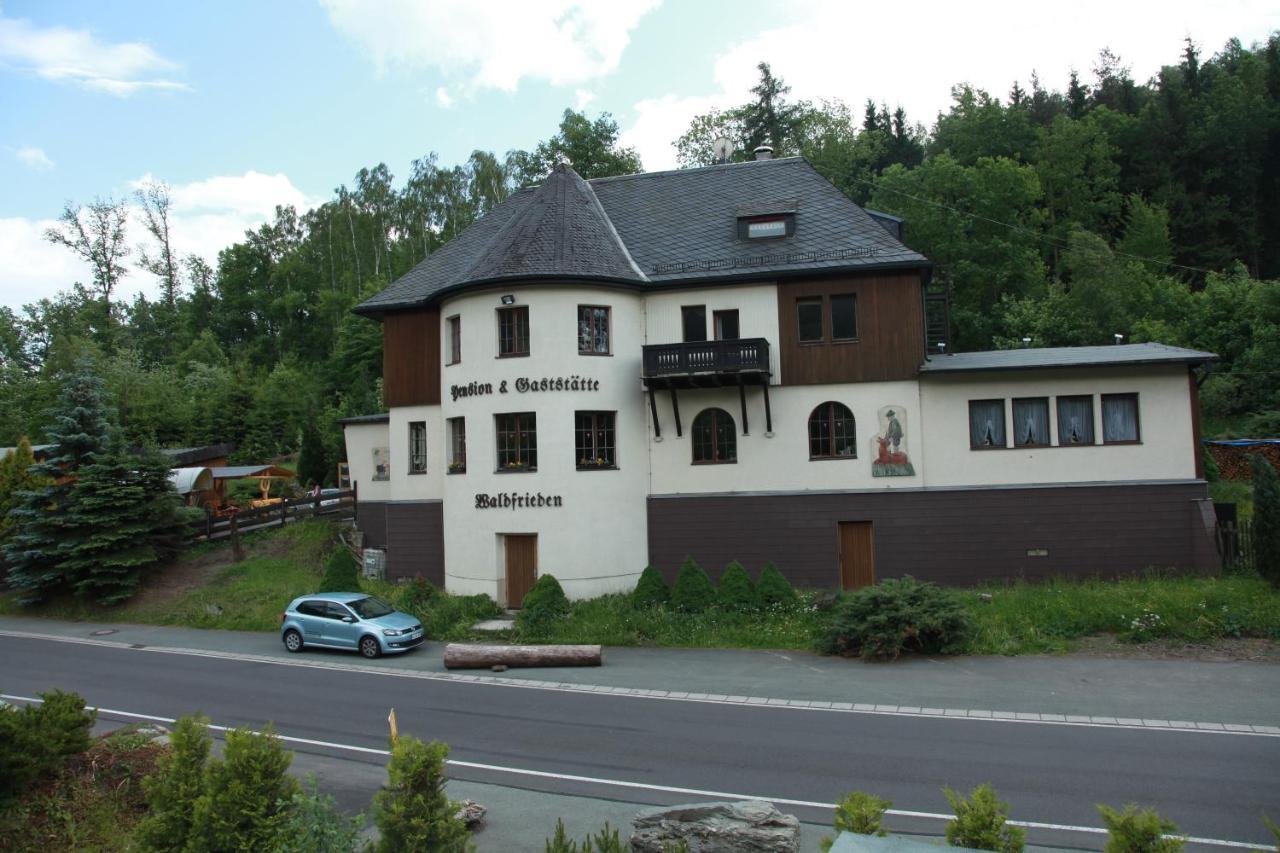 B&B Elsterberg - Hotel Waldfrieden - Bed and Breakfast Elsterberg