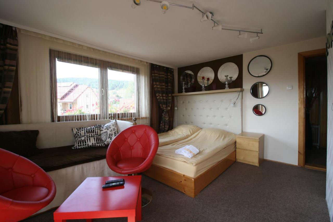 Habitación Triple con vistas a la montaña