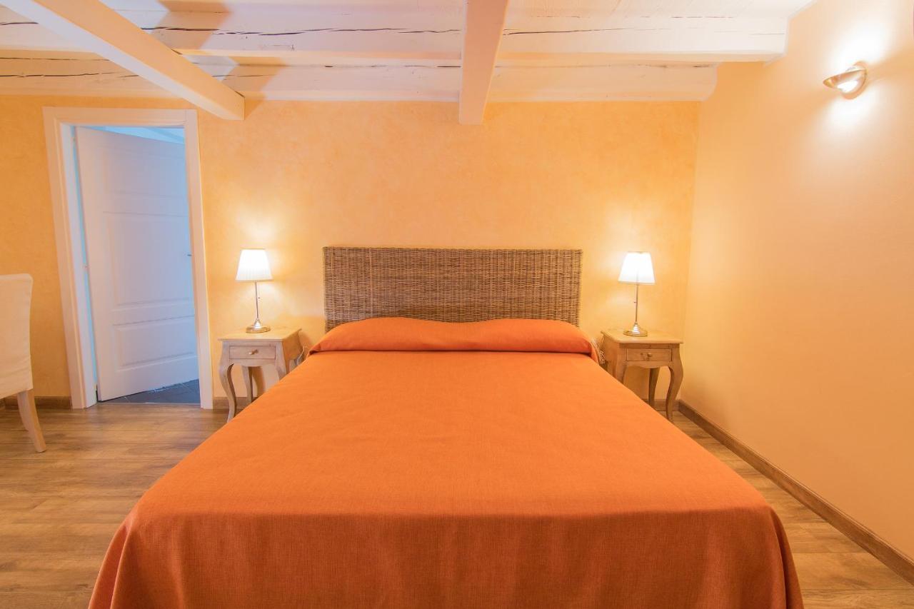 Dreibettzimmer mit eigenem Bad