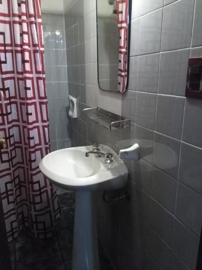 Dreibettzimmer mit eigenem Bad