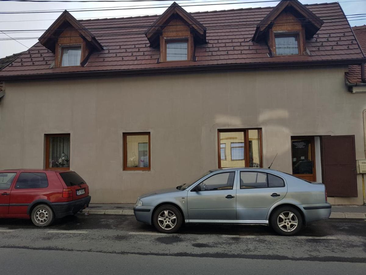Theresia Apartment - B&B