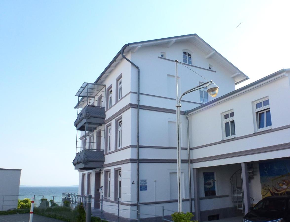 Ferienwohnung Sassnitz mit Meerblick - B&B