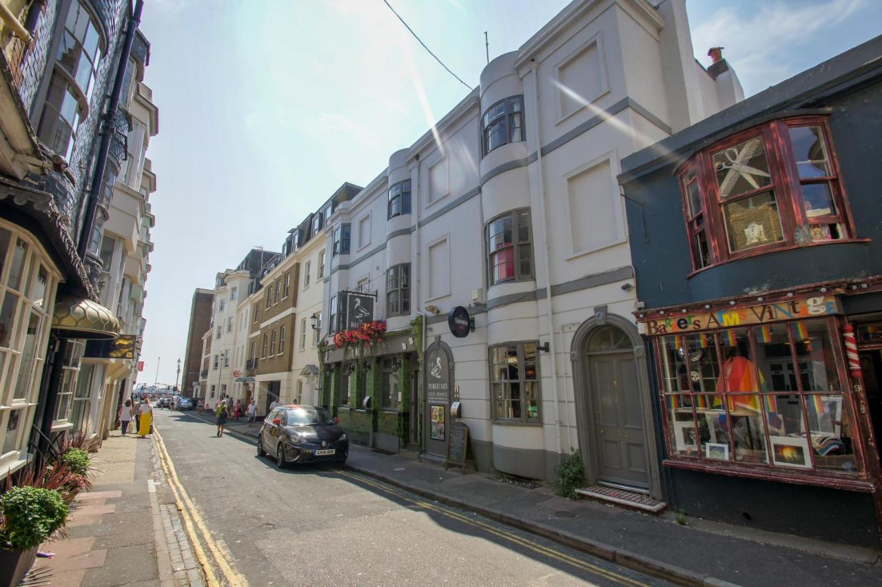 Mucky Duck House - Central- by Brighton Holiday Lets - B&B