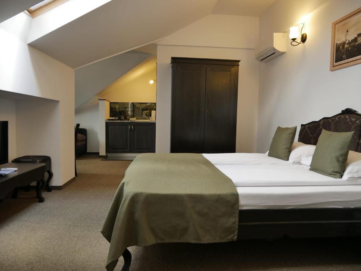 Chambre Familiale