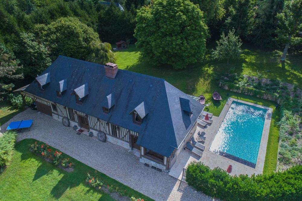 Maison Normande de Caractère A Colombages - B&B