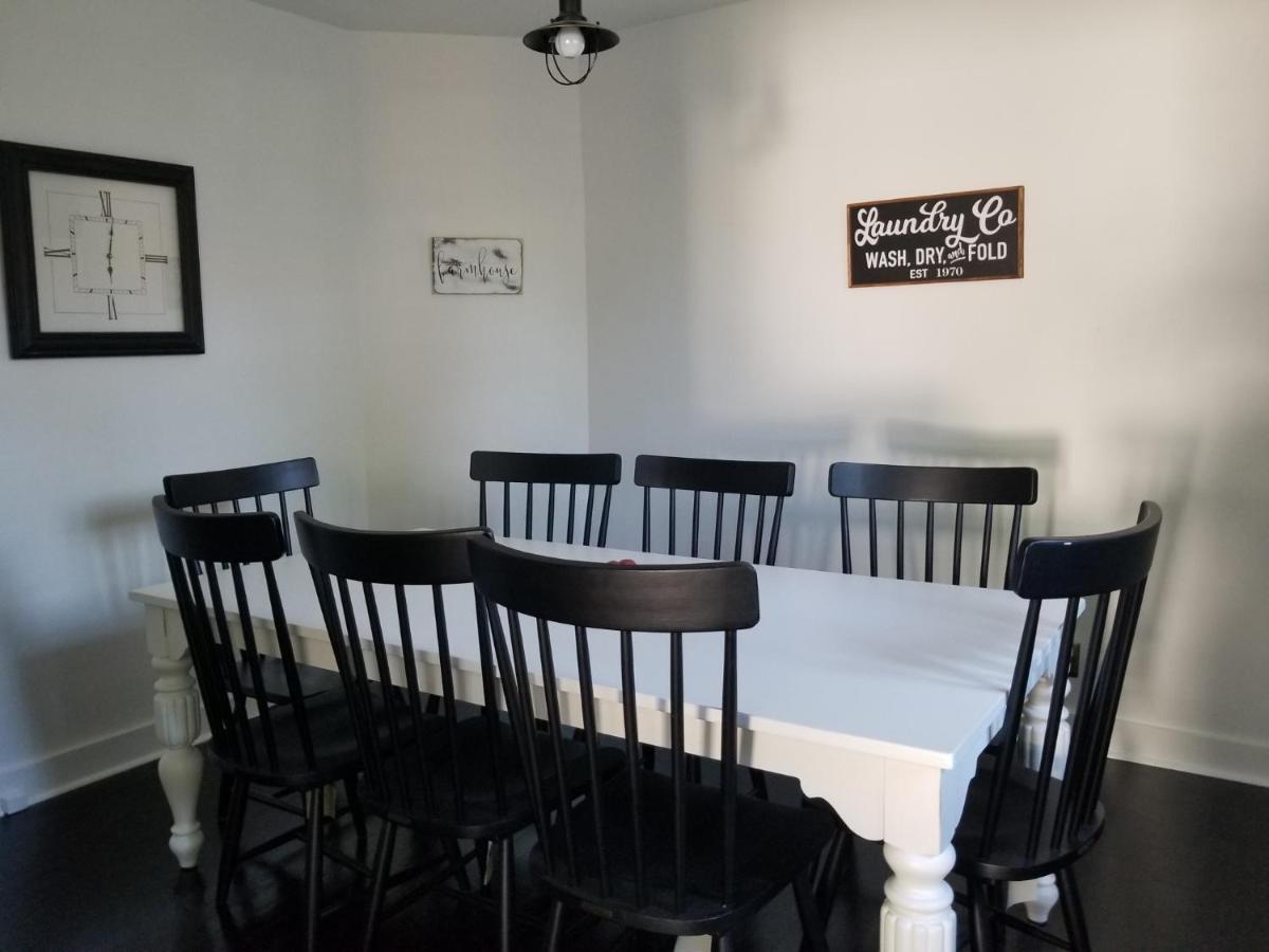 Charlevoix House - B&B