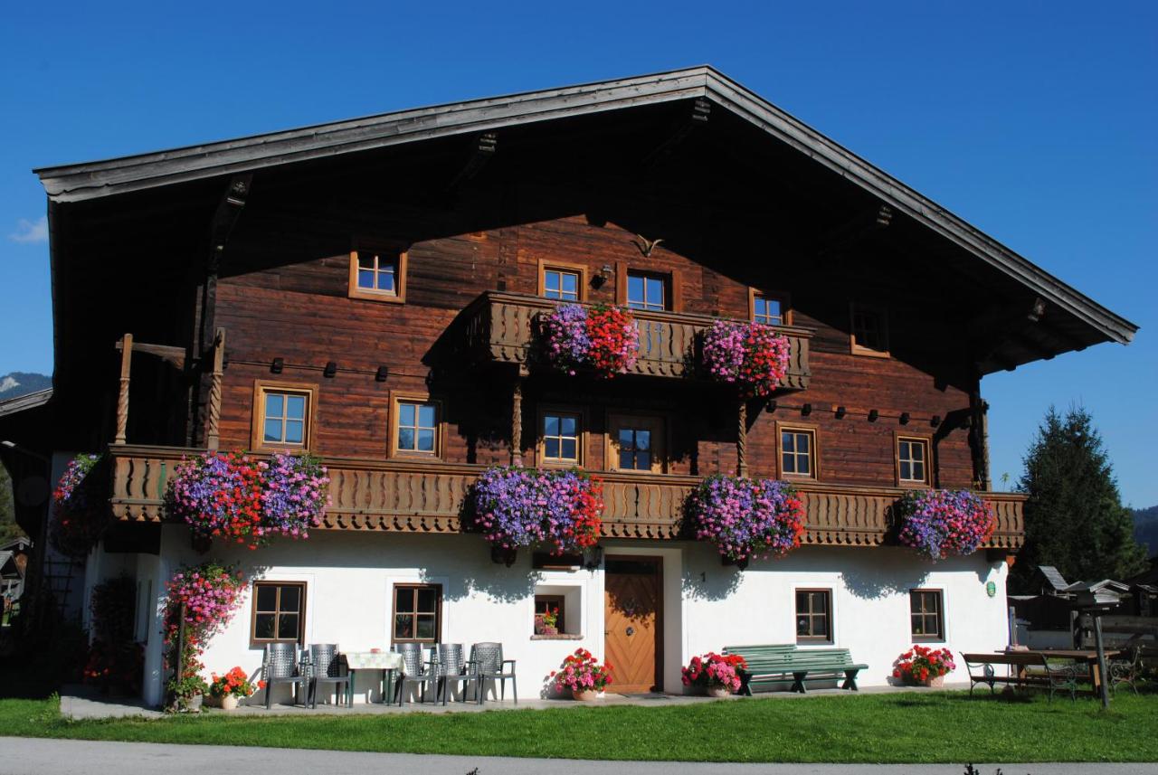 Ferienwohnungen Anderlbauer - Bed and Breakfast