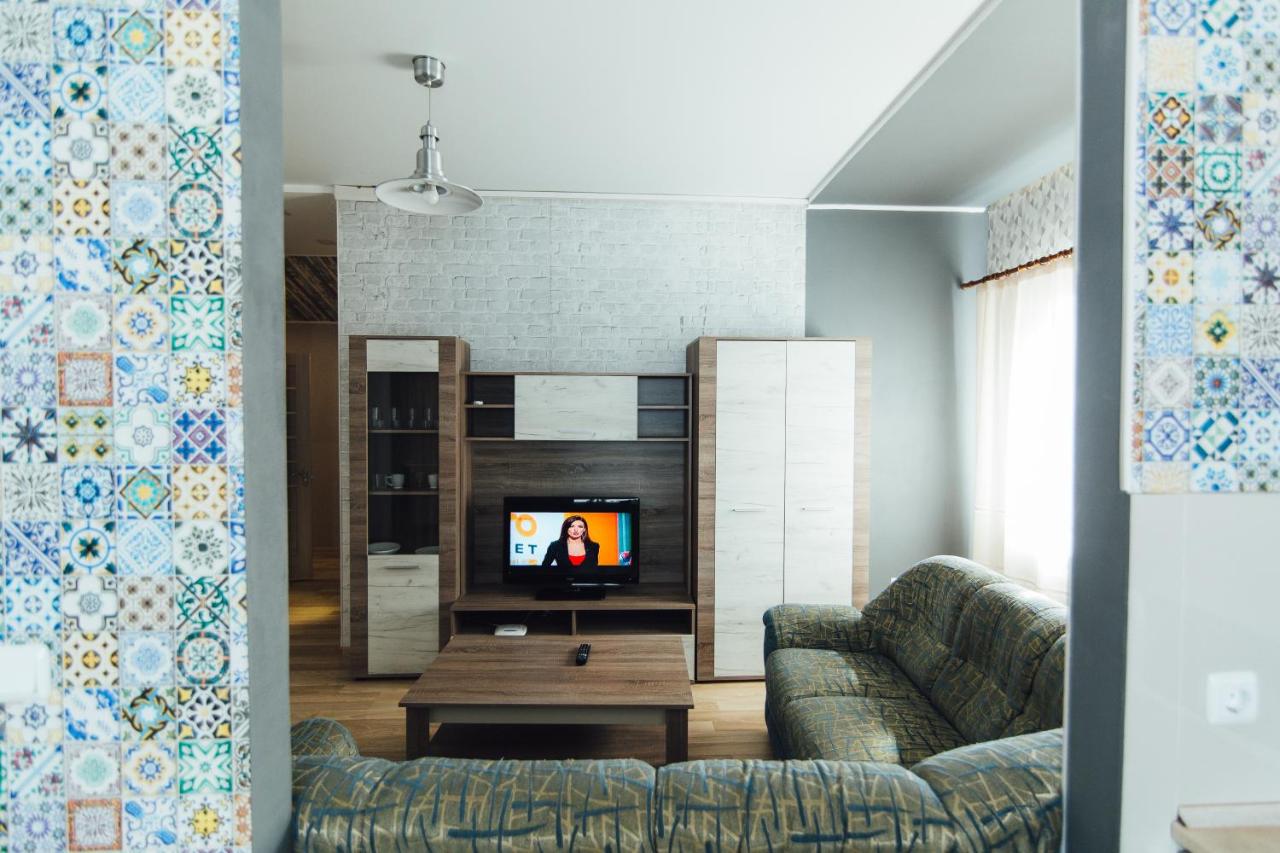 B&B Sumy - Apartments Faraon 4 - Bed and Breakfast Sumy