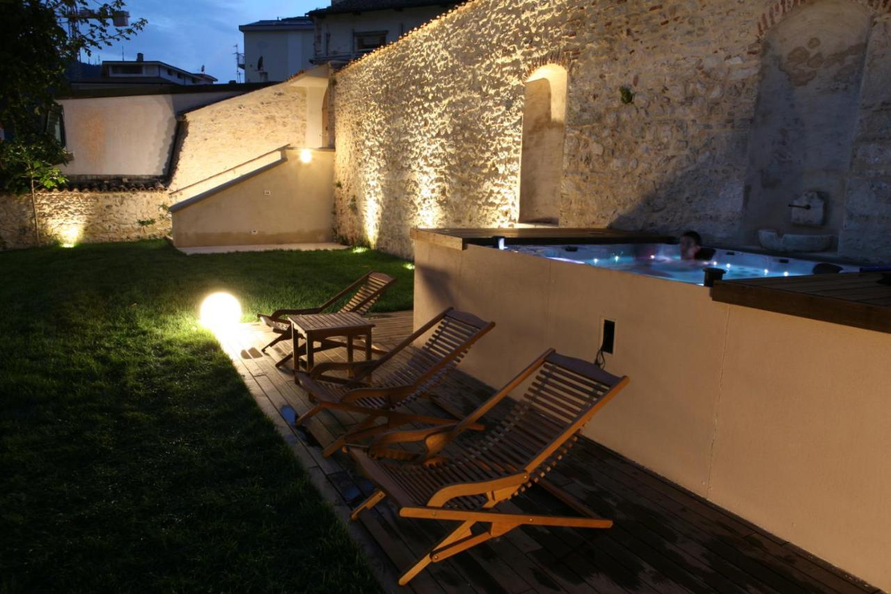 Palazzo Rustici charme b&b & garden spa - B&B L’Aquila