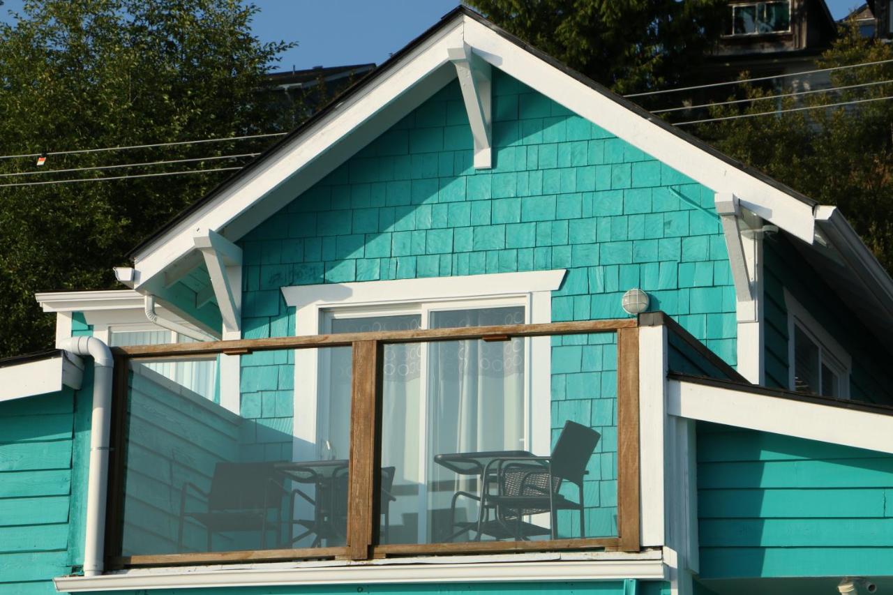 Quadruple Room with Balcony