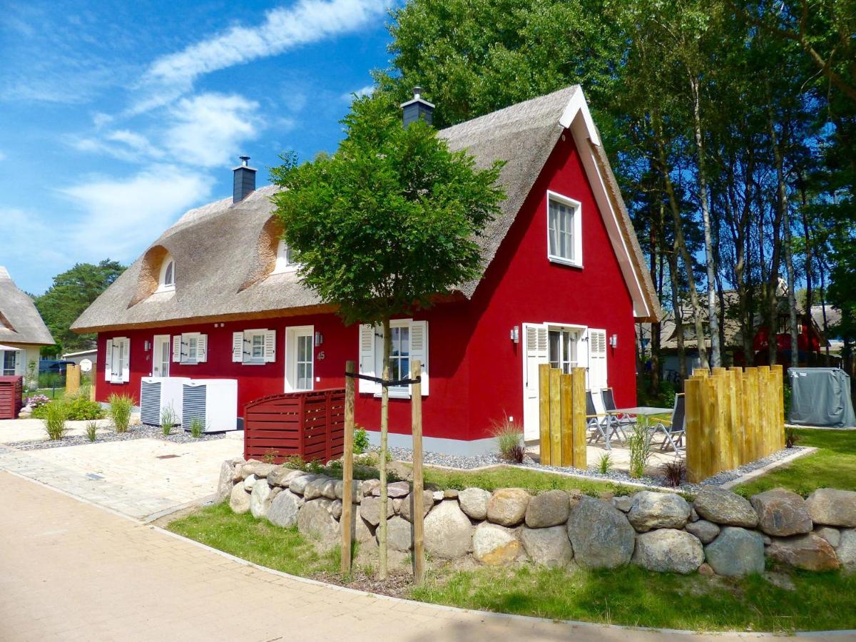 Ferienhaus Stella - Bed and Breakfast Glowe