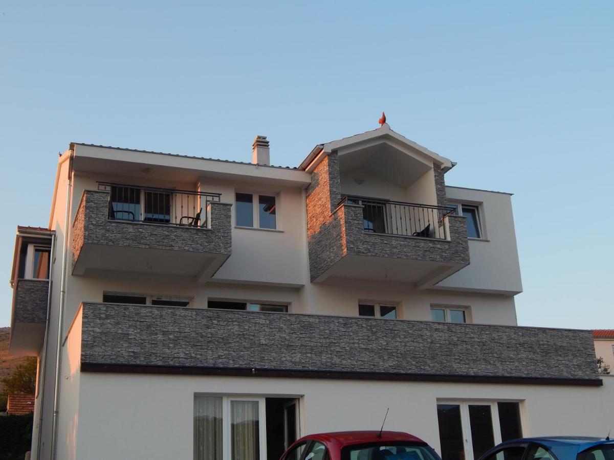 Apartmani Luka - Chambres d’hôtes