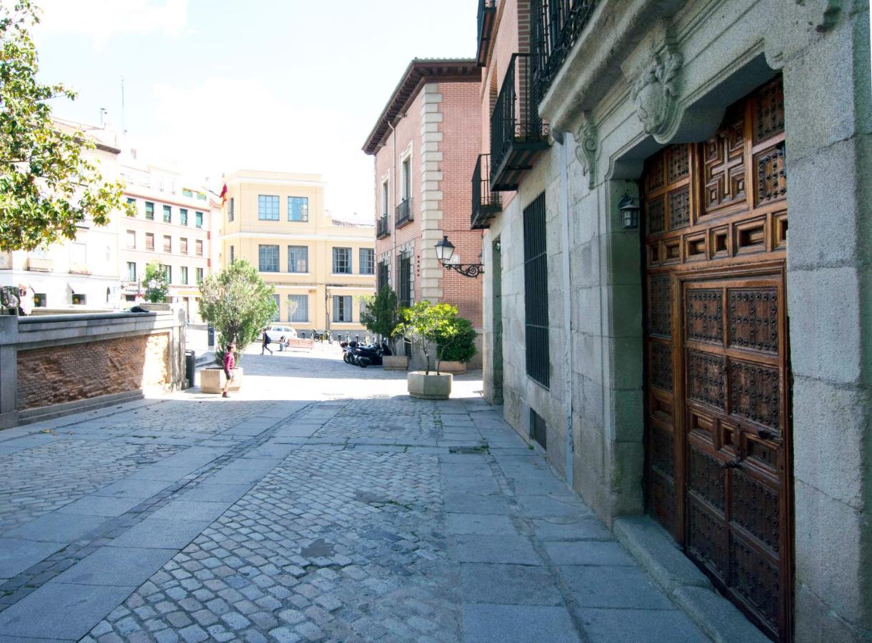 B&B Madrid - Plaza de Carros, 3 - Bed and Breakfast Madrid