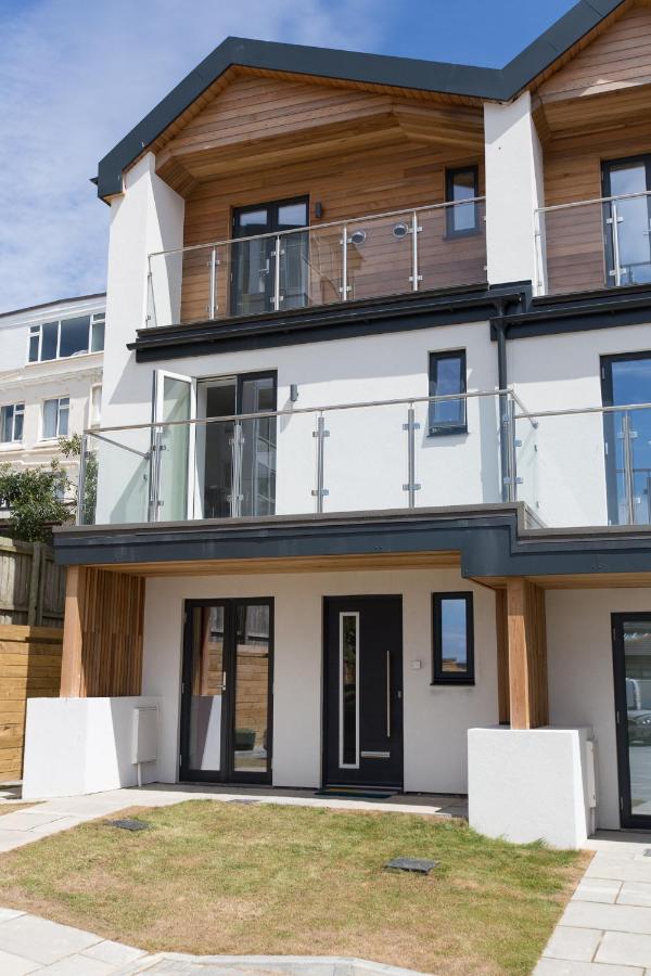 Tolcarne Townhouse by the sea - B&B Newquay