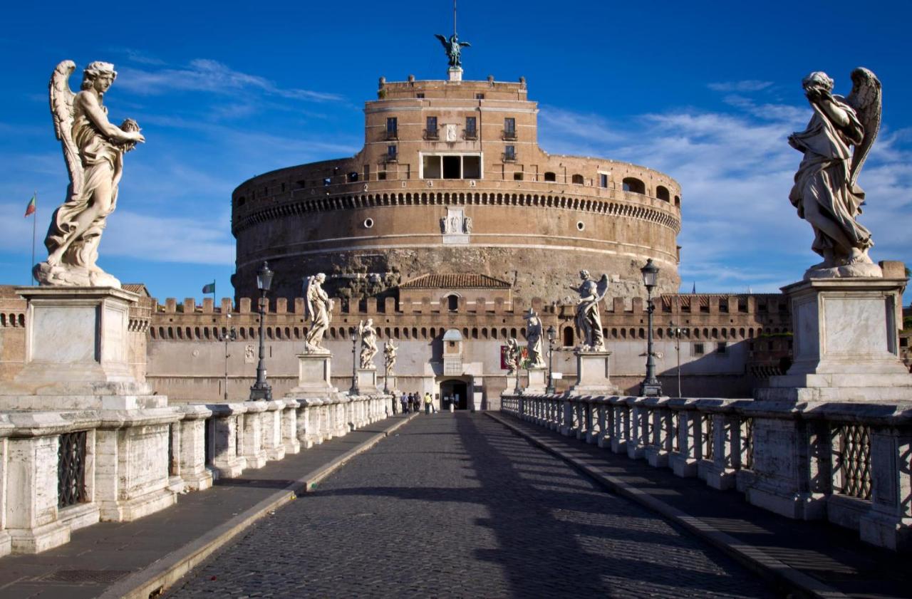 NAVONA & CASTEL SANT'ANGELO WHOLE HOLIDAY APARTMENT da PAMINO & PRISCILLA - Chambres d'hôtes Rome