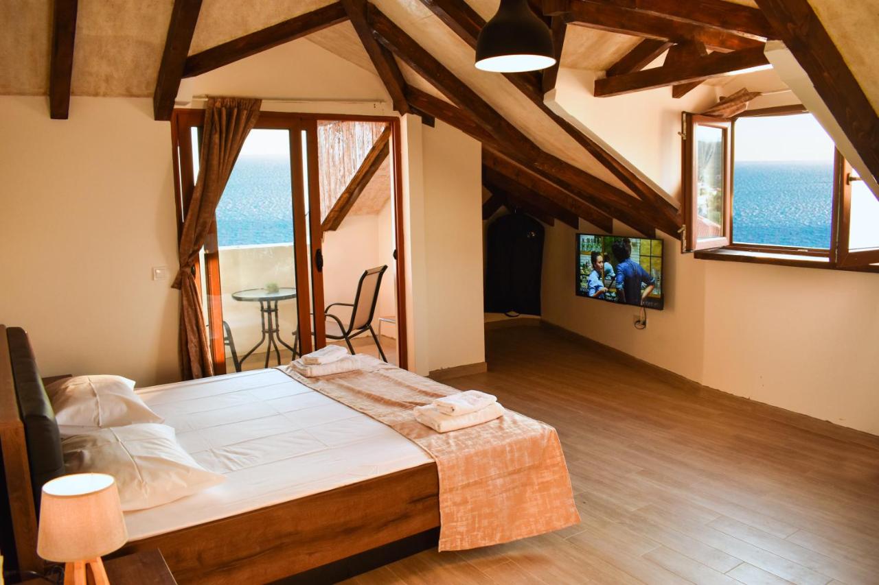 Chambre Double Deluxe avec Balcon - Vue sur Mer
