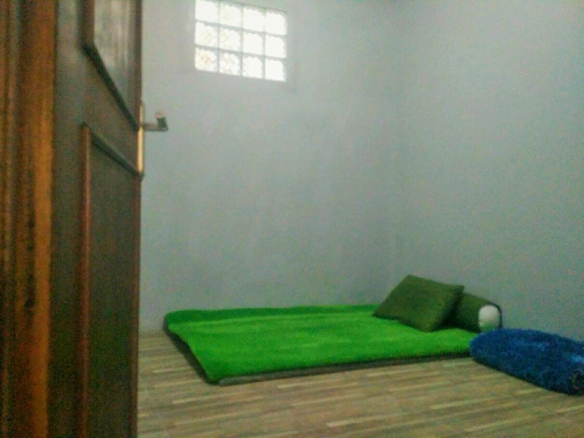 Homestay Bumi Asri III Cikutra - Ferienwohnung Bandung