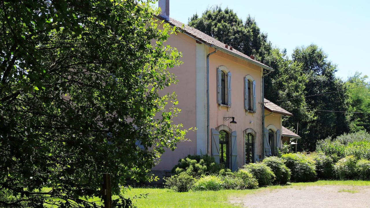 B&B Gamarde-les-Bains - l'ancienne gare - Bed and Breakfast Gamarde-les-Bains