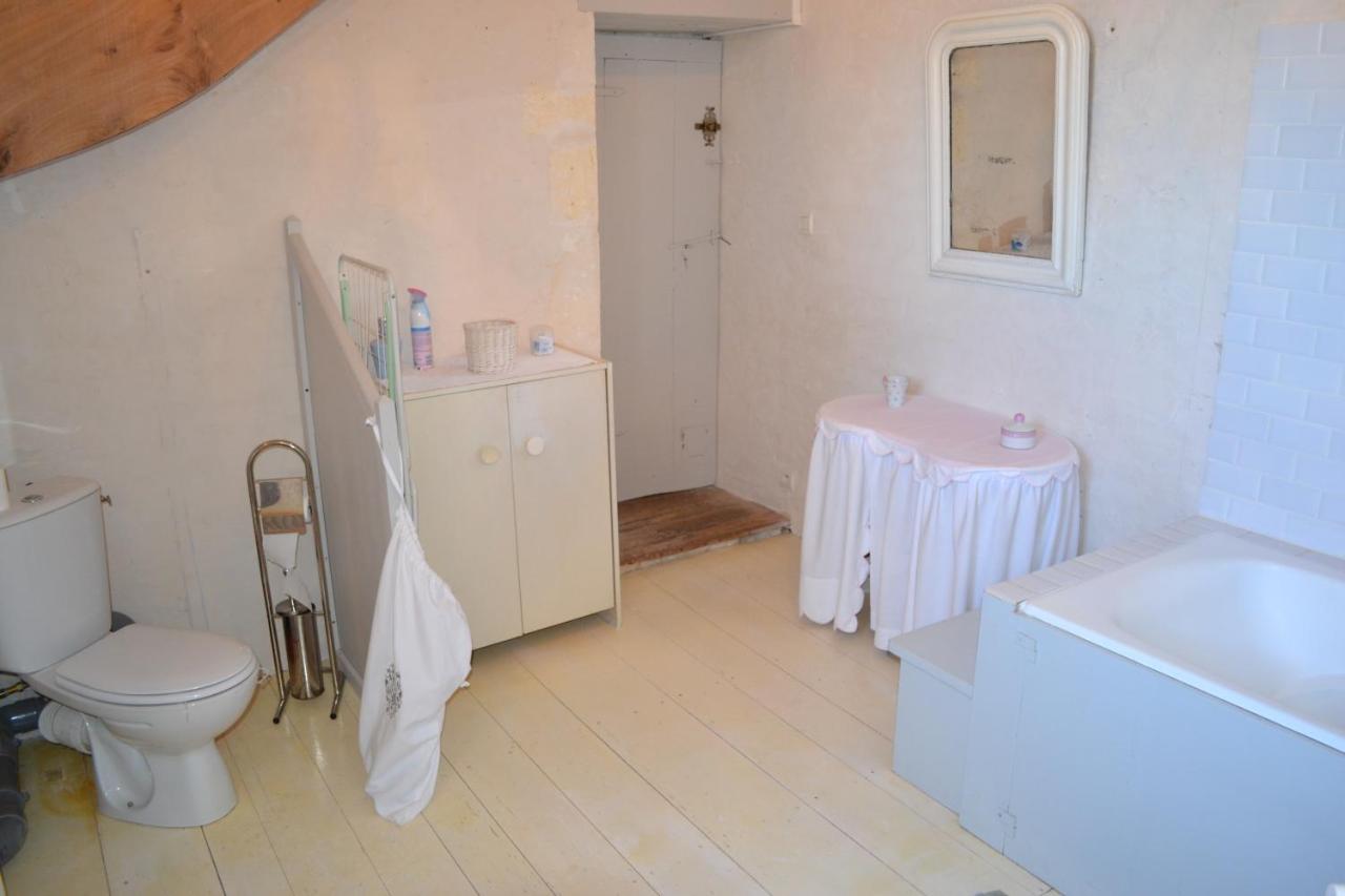 Deluxe Room (2 Adults + 1 Child)