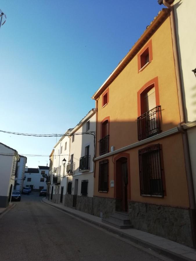 Casa rústica de pueblo en Sierra de Alcaraz - Chambres d’hôtes