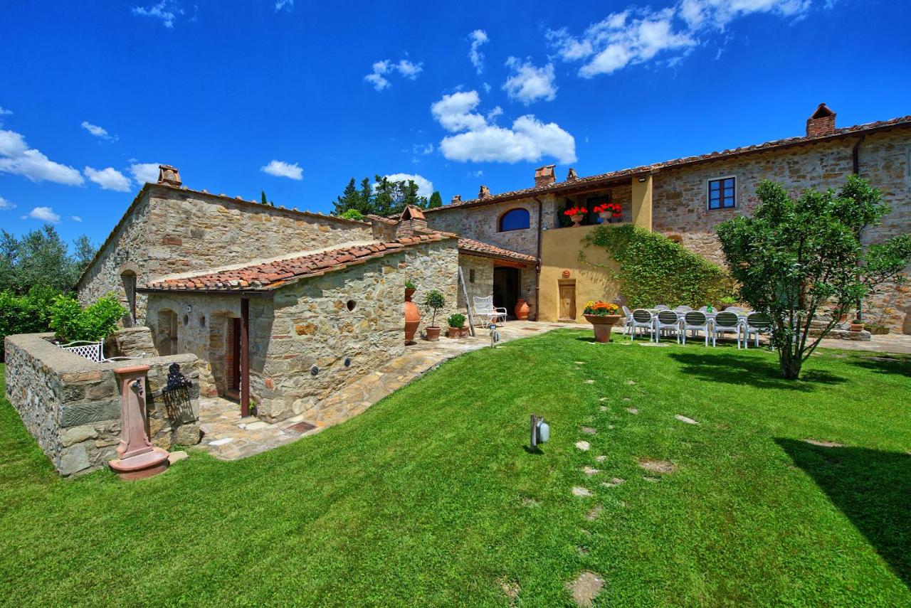 Villa Sonia by PosarelliVillas - B&B