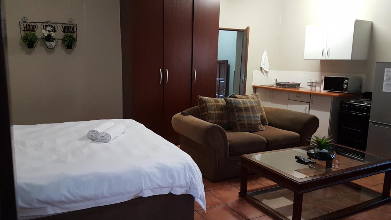 Apartamento con vistas a la piscina