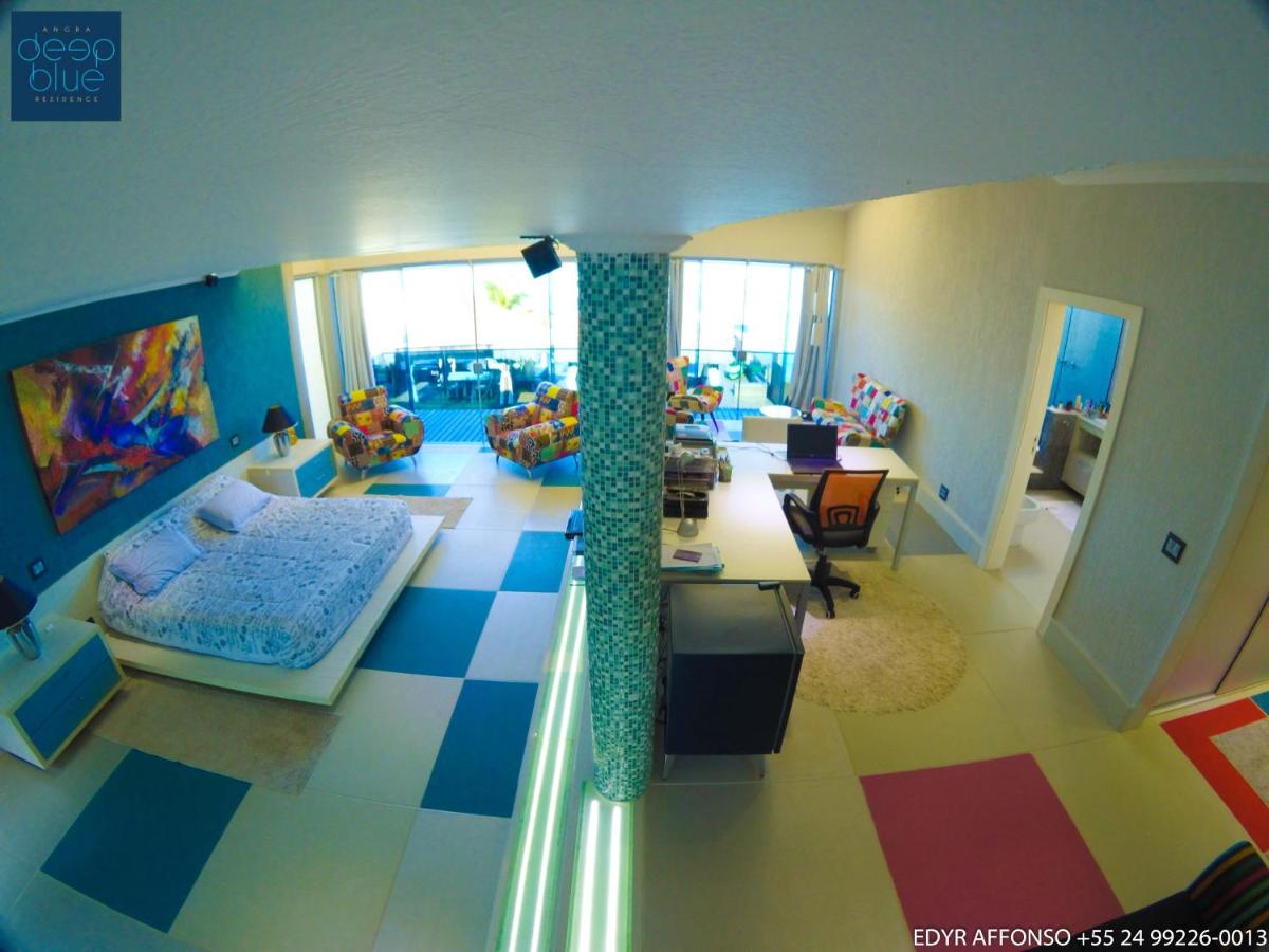 Deluxe Suite with Spa Bath