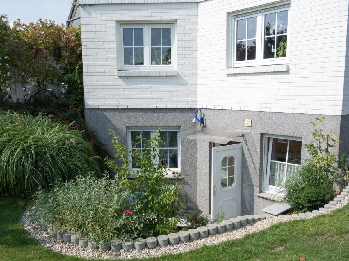 B&B Bad Doberan - Ferienwohnung Holunderweg - Bed and Breakfast Bad Doberan