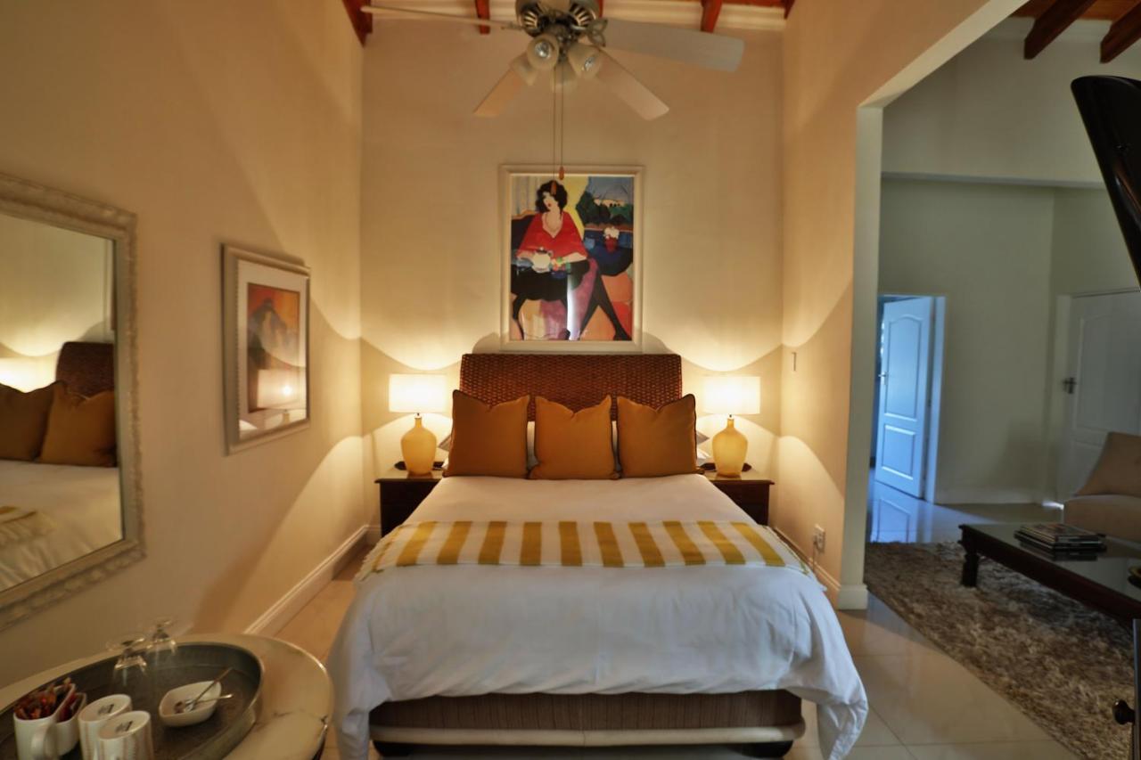 Deluxe Executive Suite