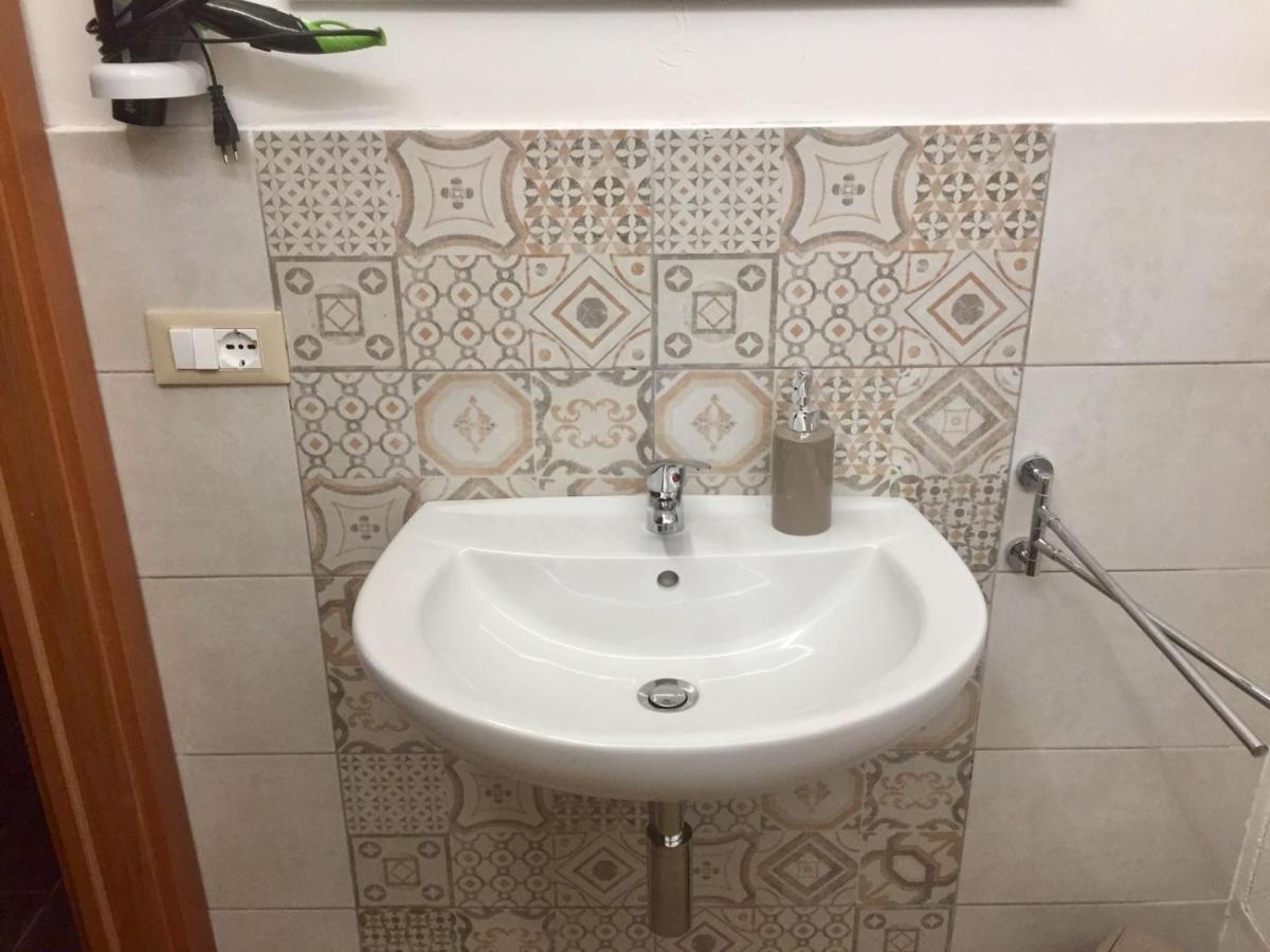 Chambre Triple avec Salle de Bains Privative