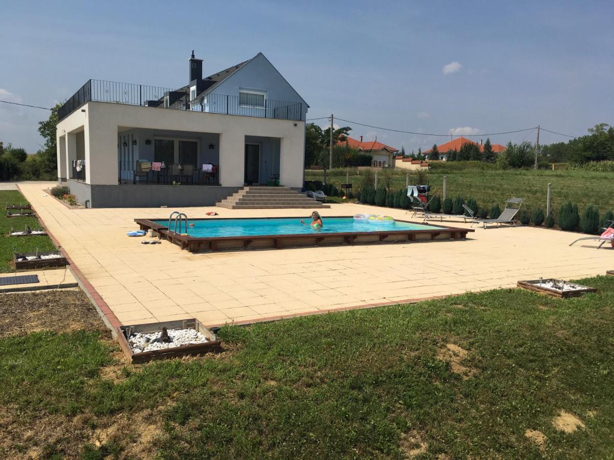Balatonview - villa Myriam - B&B